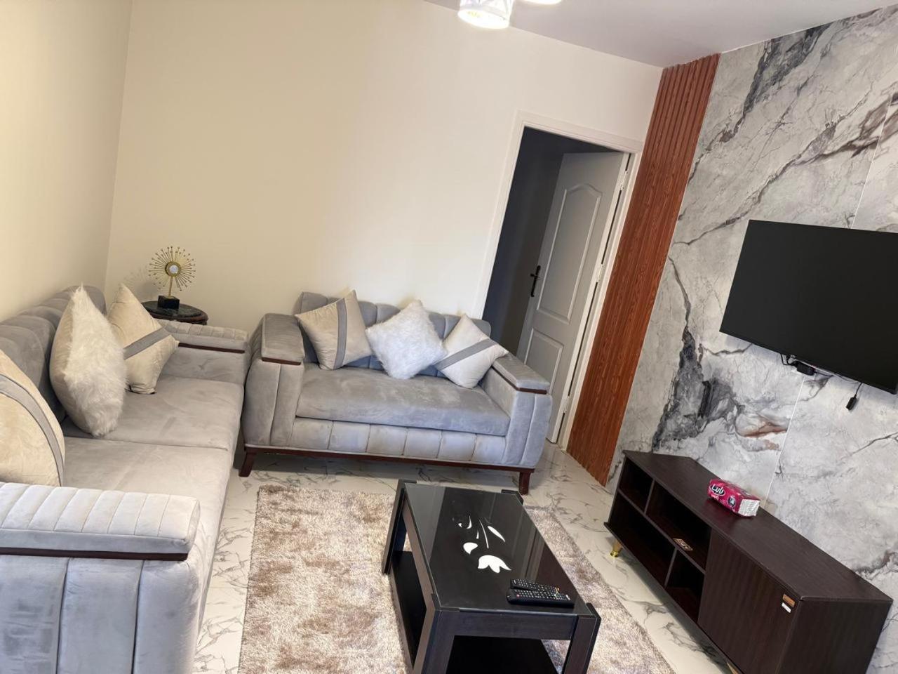 Hadla Inn Nazlet el-Sîsi Extérieur photo