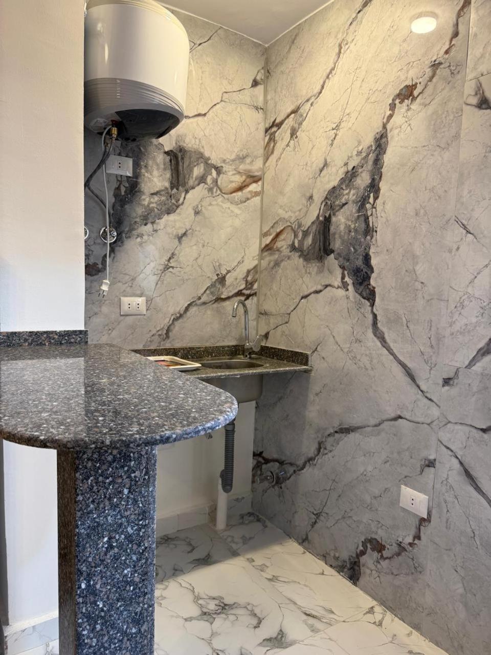 Hadla Inn Nazlet el-Sîsi Extérieur photo